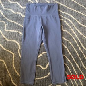 Lululemon Train Times Mesh 21” Crop Navy Legging